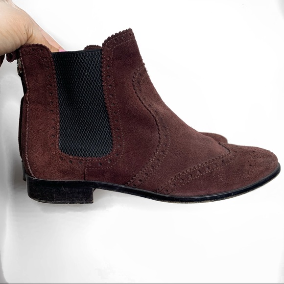 Massimo Dutti Shoes - Massimo Dutti size 39 (9) Maroon Suede Boot.